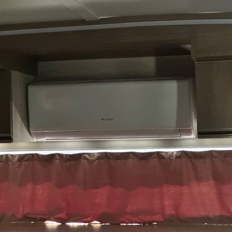 Mercedes-benz Mpolo Viaggio R 2004/2004 DL MOTORS LAJEADO / Carros no Vale Mercedes-benz Mpolo Viaggio R 2004/2004 DL MOTORS LAJEADO / Carros no Vale