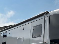 Mercedes-benz Mpolo Viaggio R 2004/2004 DL MOTORS LAJEADO / Carros no Vale