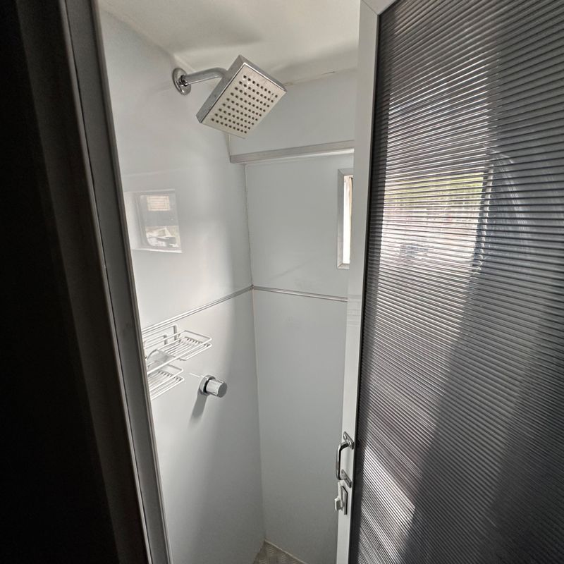 Mercedes-benz Mpolo Viaggio R 2004/2004 DL MOTORS LAJEADO / Carros no Vale Mercedes-benz Mpolo Viaggio R 2004/2004 DL MOTORS LAJEADO / Carros no Vale