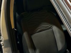 Renault Duster 16 D 4×2 2013/2014 DL MOTORS LAJEADO / Carros no Vale