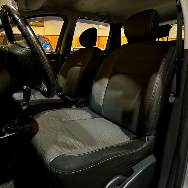 Renault Duster 16 D 4×2 2013/2014 DL MOTORS LAJEADO / Carros no Vale