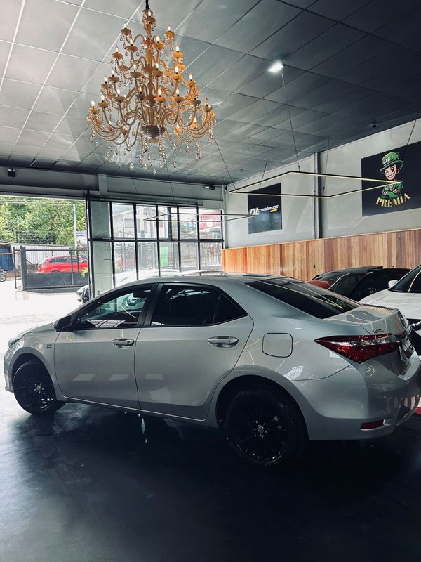 Toyota Corolla Xei20flex 2014/2015 DL MOTORS LAJEADO / Carros no Vale