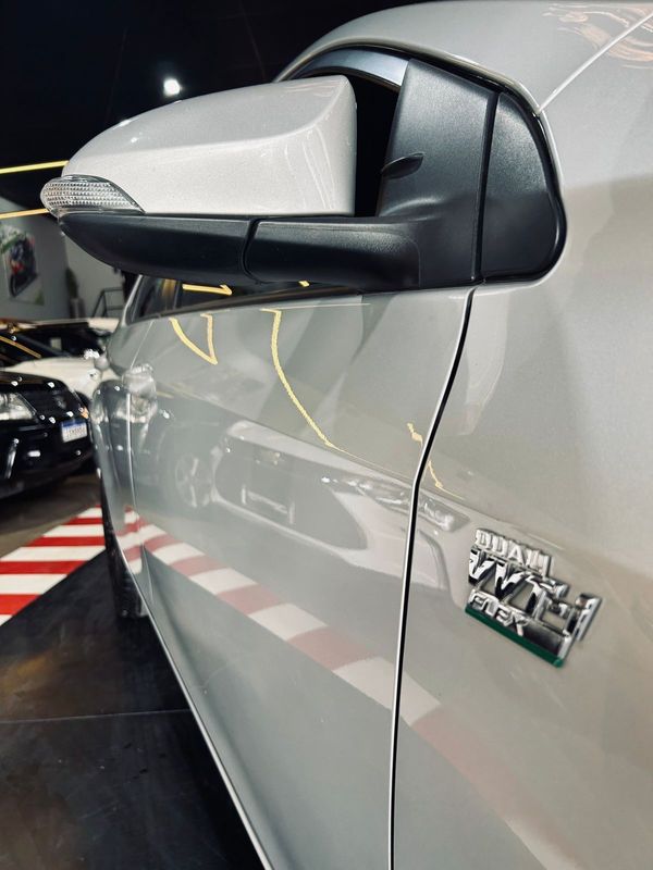 Toyota Corolla Xei20flex 2014/2015 DL MOTORS LAJEADO / Carros no Vale