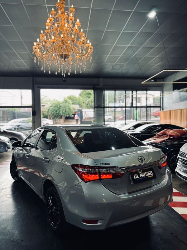 Toyota Corolla Xei20flex 2014/2015 DL MOTORS LAJEADO / Carros no Vale