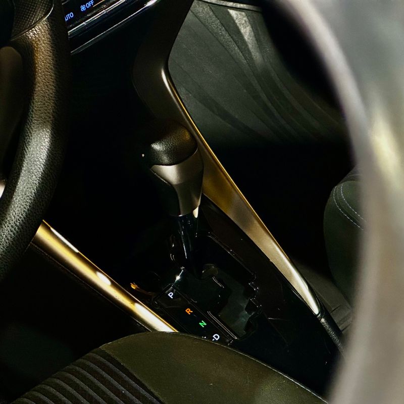 Toyota Yaris Hb Xlplusat 2019/2020 DL MOTORS LAJEADO / Carros no Vale
