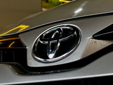 Toyota Yaris Hb Xlplusat 2019/2020 DL MOTORS LAJEADO / Carros no Vale