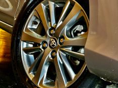 Toyota Yaris Hb Xlplusat 2019/2020 DL MOTORS LAJEADO / Carros no Vale