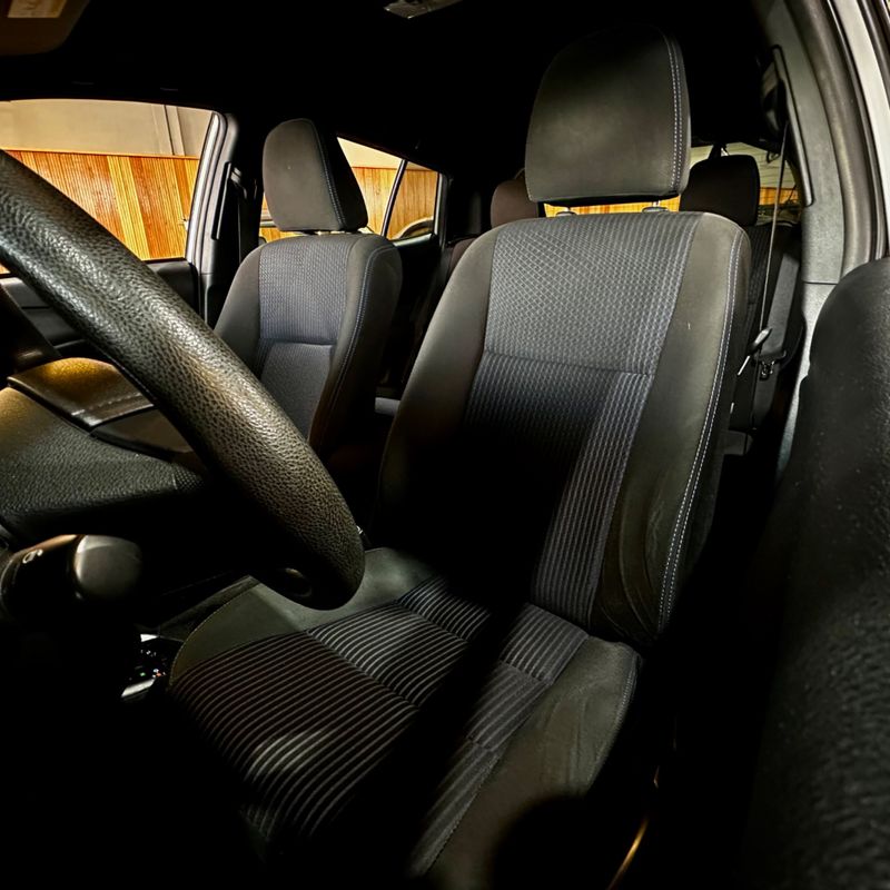Toyota Yaris Hb Xlplusat 2019/2020 DL MOTORS LAJEADO / Carros no Vale
