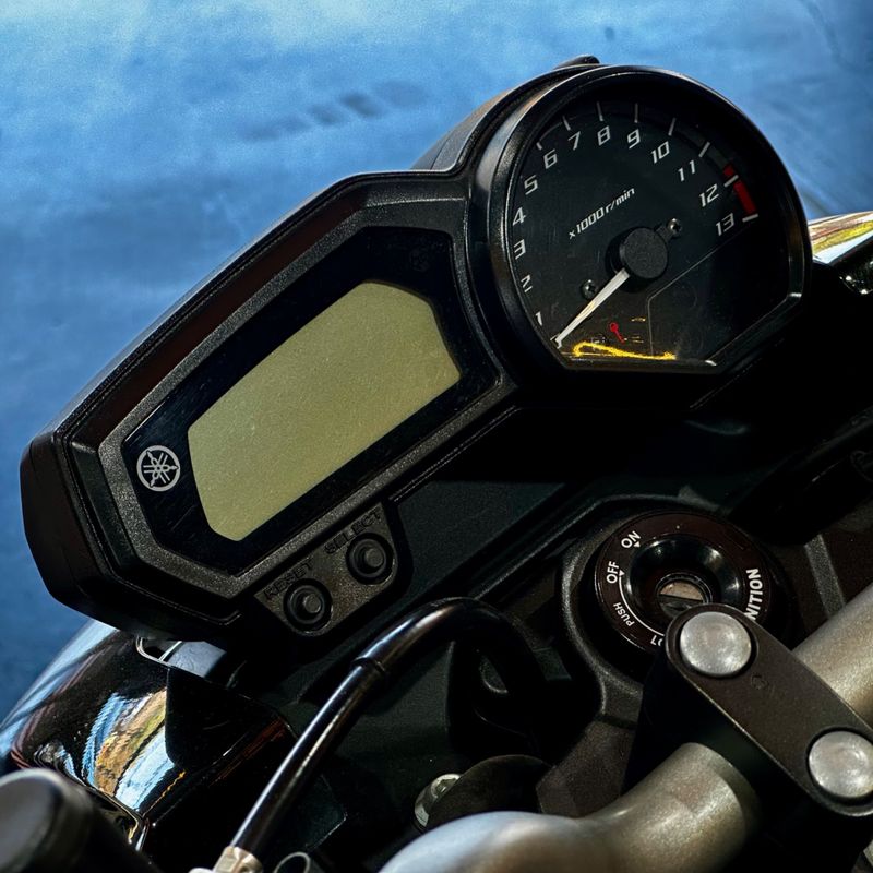 Yamaha Xj6 N Abs 2016/2017 DL MOTORS LAJEADO / Carros no Vale