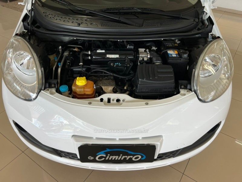 CHERY QQ 1.0 MPFI LOOK 12V 2018/2018 CIMIRRO AUTOMÓVEIS TAQUARA / Carros no Vale CHERY QQ 1.0 MPFI LOOK 12V 2018/2018 CIMIRRO AUTOMÓVEIS TAQUARA / Carros no Vale