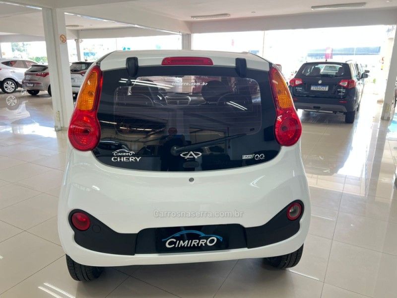 CHERY QQ 1.0 MPFI LOOK 12V 2018/2018 CIMIRRO AUTOMÓVEIS TAQUARA / Carros no Vale CHERY QQ 1.0 MPFI LOOK 12V 2018/2018 CIMIRRO AUTOMÓVEIS TAQUARA / Carros no Vale