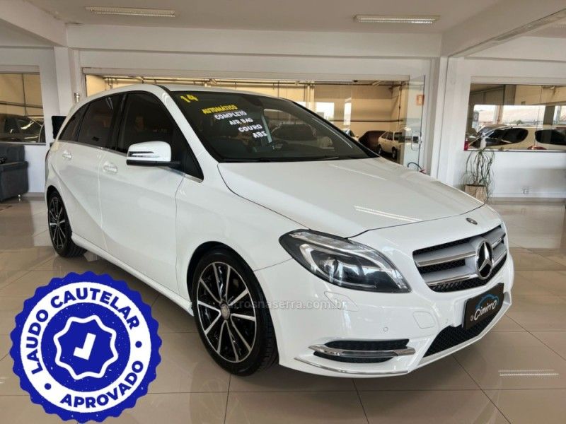 MERCEDES-BENZ B 200 1.6 TURBO 2013/2014 CIMIRRO AUTOMÓVEIS TAQUARA / Carros no Vale