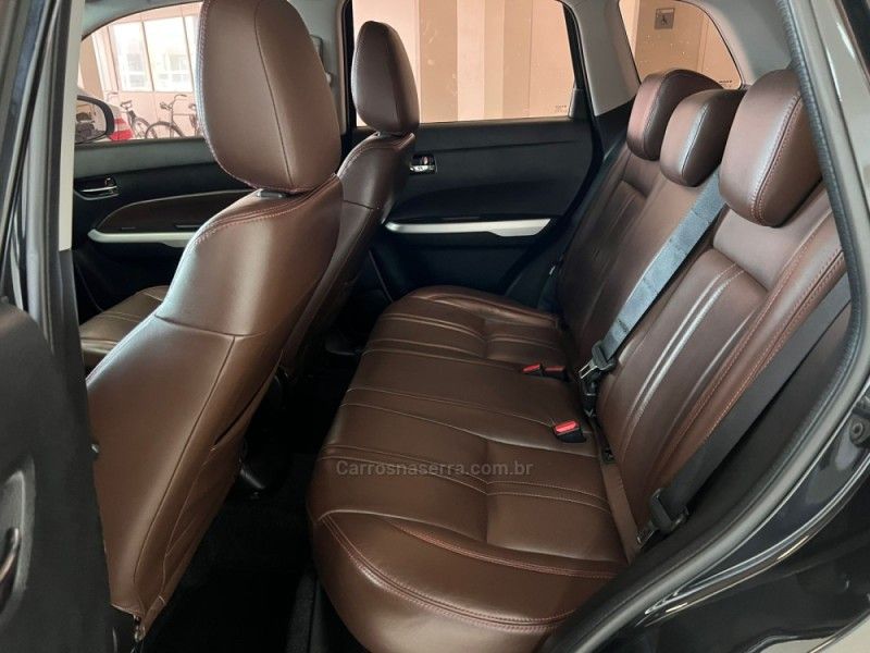 SUZUKI VITARA 1.6 4YOU 16V 2017/2018 CIMIRRO AUTOMÓVEIS TAQUARA / Carros no Vale SUZUKI VITARA 1.6 4YOU 16V 2017/2018 CIMIRRO AUTOMÓVEIS TAQUARA / Carros no Vale