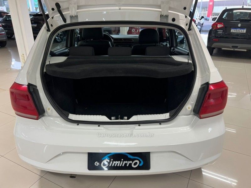 VOLKSWAGEN GOL 1.0 12V MPI TOTALFLEX 2022/2023 CIMIRRO AUTOMÓVEIS TAQUARA / Carros no Vale