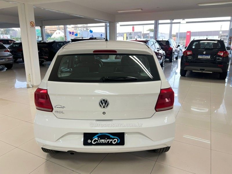 VOLKSWAGEN GOL 1.0 12V MPI TOTALFLEX 2022/2023 CIMIRRO AUTOMÓVEIS TAQUARA / Carros no Vale