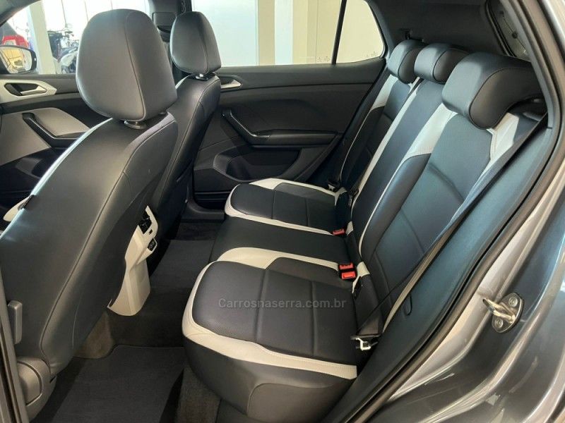 VOLKSWAGEN T-CROSS 1.4 HIGHLINE TSI 16V 2021/2021 CIMIRRO AUTOMÓVEIS TAQUARA / Carros no Vale