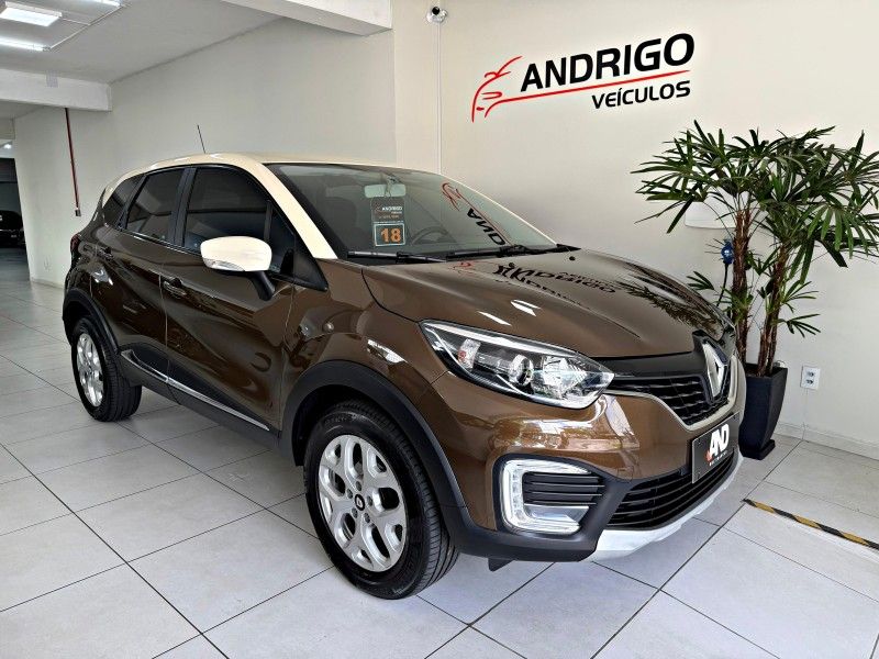 RENAULT CAPTUR 1.6 16V SCE ZEN 2017/2018 ANDRIGO VEÍCULOS CAXIAS DO SUL / Carros no Vale