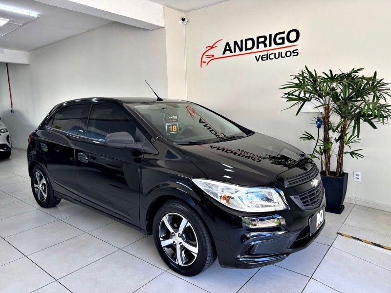 CHEVROLET ONIX 1.0 JOY 8V 2018/2018 ANDRIGO VEÍCULOS CAXIAS DO SUL / Carros no Vale