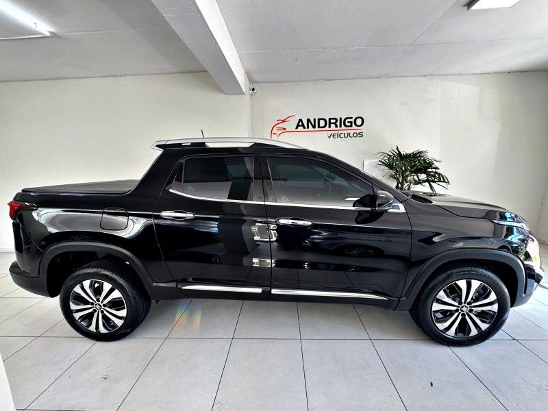 FIAT TORO 1.3 VOLCANO T270 4X2 16V 2022/2022 ANDRIGO VEÍCULOS CAXIAS DO SUL / Carros no Vale