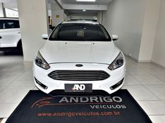 FORD FOCUS 2.0 TITANIUM PLUS HATCH 16V AUTO 2017/2018 ANDRIGO VEÍCULOS CAXIAS DO SUL / Carros no Vale