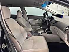 HONDA CIVIC 1.8 LXS 16V 2013/2014 ANDRIGO VEÍCULOS CAXIAS DO SUL / Carros no Vale