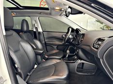 JEEP COMPASS 2.0 16V LIMITED 2017/2017 ANDRIGO VEÍCULOS CAXIAS DO SUL / Carros no Vale