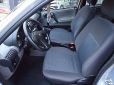 CHEVROLET CORSA 1.0 LS CLASSIC VHC POWER 2013/2013 BOURSCHEID CARROS E MOTOS SANTA CLARA DO SUL / Carros no Vale