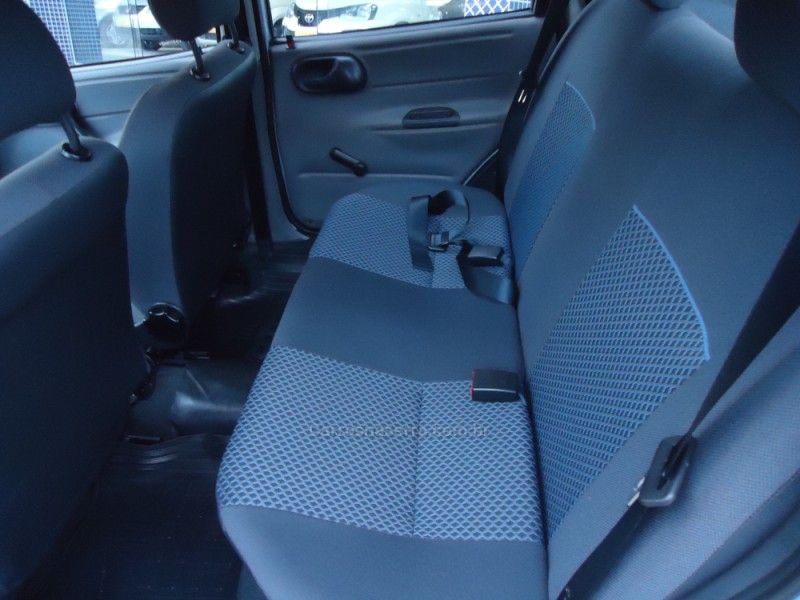 CHEVROLET CORSA 1.0 LS CLASSIC VHC POWER 2013/2013 BOURSCHEID CARROS E MOTOS SANTA CLARA DO SUL / Carros no Vale