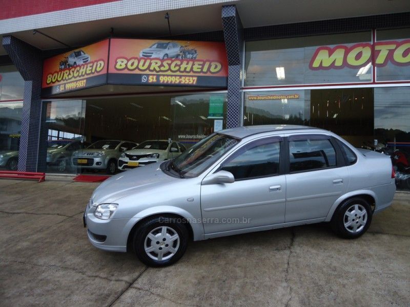 CHEVROLET CORSA 1.0 LS CLASSIC VHC POWER 2013/2013 BOURSCHEID CARROS E MOTOS SANTA CLARA DO SUL / Carros no Vale