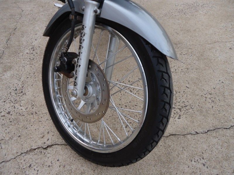 Honda Motos CG 125 TITAN ES 2001/2001 BOURSCHEID CARROS E MOTOS SANTA CLARA DO SUL / Carros no Vale