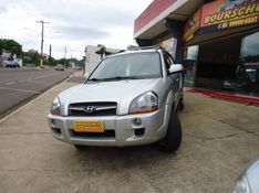 HYUNDAI TUCSON 2.0 MPFI GLS 16V 143CV 2WD 2013/2013 BOURSCHEID CARROS E MOTOS SANTA CLARA DO SUL / Carros no Vale