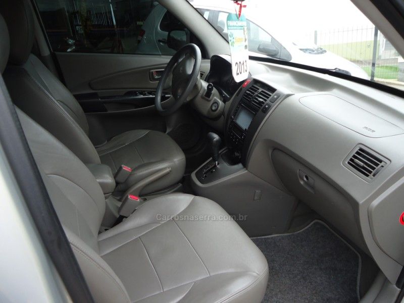 HYUNDAI TUCSON 2.0 MPFI GLS 16V 143CV 2WD 2013/2013 BOURSCHEID CARROS E MOTOS SANTA CLARA DO SUL / Carros no Vale