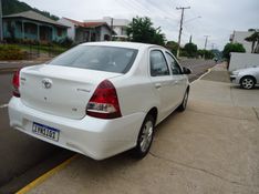 TOYOTA ETIOS 1.5 X PLUS 16V 2018/2019 BOURSCHEID CARROS E MOTOS SANTA CLARA DO SUL / Carros no Vale