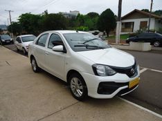 TOYOTA ETIOS 1.5 X PLUS 16V 2018/2019 BOURSCHEID CARROS E MOTOS SANTA CLARA DO SUL / Carros no Vale