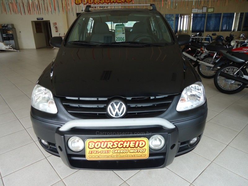 VOLKSWAGEN CROSSFOX 1.6 MI 8V 2006/2006 BOURSCHEID CARROS E MOTOS SANTA CLARA DO SUL / Carros no Vale VOLKSWAGEN CROSSFOX 1.6 MI 8V 2006/2006 BOURSCHEID CARROS E MOTOS SANTA CLARA DO SUL / Carros no Vale