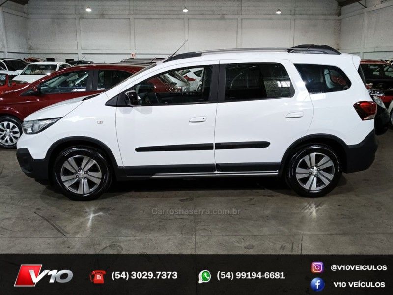 CHEVROLET SPIN 1.8 ACTIV 8V 2019/2020 V10 VEÍCULOS CAXIAS DO SUL / Carros no Vale