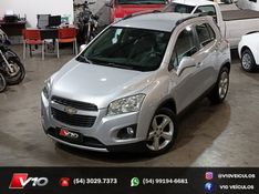 CHEVROLET TRACKER 1.8 MPFI LTZ 4X2 16V 2014/2015 V10 VEÍCULOS CAXIAS DO SUL / Carros no Vale