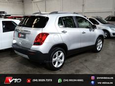 CHEVROLET TRACKER 1.8 MPFI LTZ 4X2 16V 2014/2015 V10 VEÍCULOS CAXIAS DO SUL / Carros no Vale