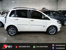 FIAT IDEA 1.6 MPI ESSENCE SUBLIME 16V 2014/2015 V10 VEÍCULOS CAXIAS DO SUL / Carros no Vale