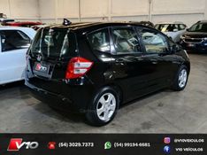 HONDA FIT 1.4 LX 16V 2009/2010 V10 VEÍCULOS CAXIAS DO SUL / Carros no Vale