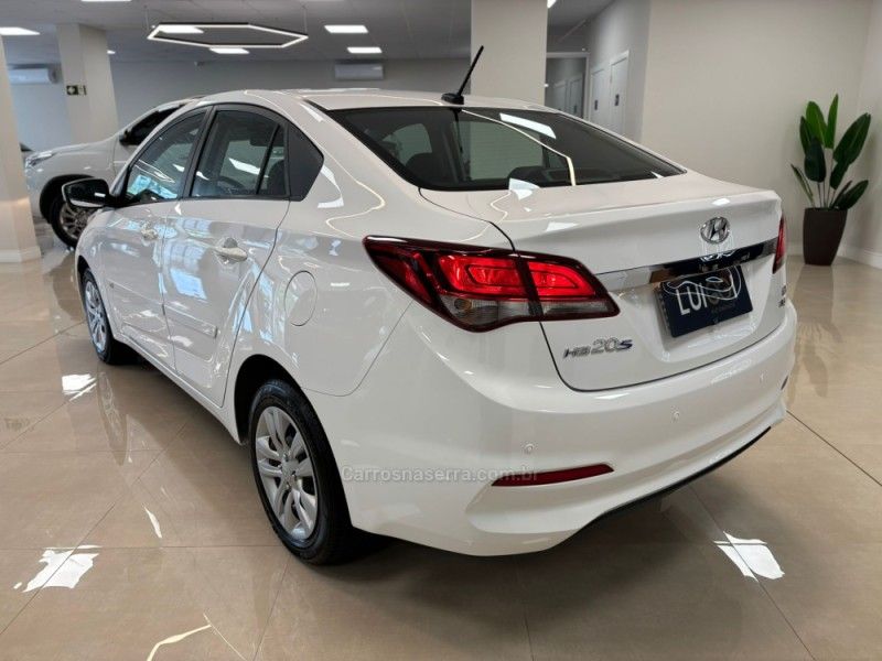 HYUNDAI HB20S 1.6 COMFORT STYLE 16V 2018/2019 LUIGGI AUTOMÓVEIS CARLOS BARBOSA / Carros no Vale HYUNDAI HB20S 1.6 COMFORT STYLE 16V 2018/2019 LUIGGI AUTOMÓVEIS CARLOS BARBOSA / Carros no Vale