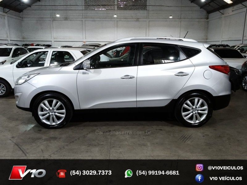 HYUNDAI IX35 2.0 MPFI GLS 16V 2013/2014 V10 VEÍCULOS CAXIAS DO SUL / Carros no Vale HYUNDAI IX35 2.0 MPFI GLS 16V 2013/2014 V10 VEÍCULOS CAXIAS DO SUL / Carros no Vale