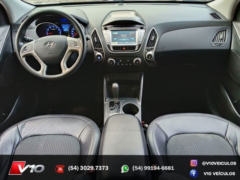 HYUNDAI IX35 2.0 MPFI GLS 16V 2013/2014 V10 VEÍCULOS CAXIAS DO SUL / Carros no Vale HYUNDAI IX35 2.0 MPFI GLS 16V 2013/2014 V10 VEÍCULOS CAXIAS DO SUL / Carros no Vale