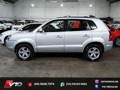 HYUNDAI TUCSON 2.0 MPFI GLS 16V 143CV 2WD 2013/2013 V10 VEÍCULOS CAXIAS DO SUL / Carros no Vale