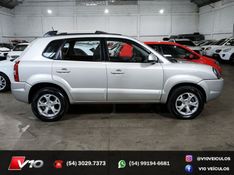 HYUNDAI TUCSON 2.0 MPFI GLS 16V 143CV 2WD 2013/2013 V10 VEÍCULOS CAXIAS DO SUL / Carros no Vale