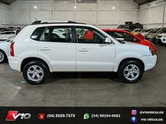 HYUNDAI TUCSON 2.0 MPFI GLS 16V 143CV 2WD 2014/2015 V10 VEÍCULOS CAXIAS DO SUL / Carros no Vale