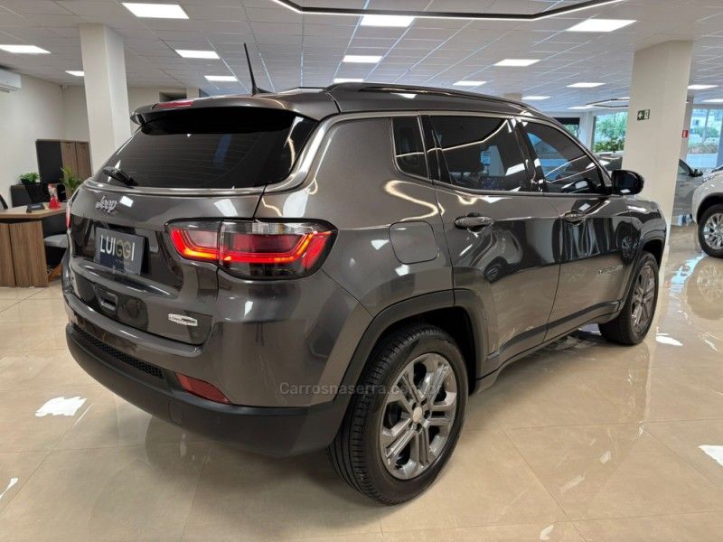 JEEP COMPASS 1.3 LONGITUDE T270 16V TURBO 4X2 2023/2024 LUIGGI AUTOMÓVEIS CARLOS BARBOSA / Carros no Vale JEEP COMPASS 1.3 LONGITUDE T270 16V TURBO 4X2 2023/2024 LUIGGI AUTOMÓVEIS CARLOS BARBOSA / Carros no Vale