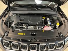 JEEP COMPASS 1.3 LONGITUDE T270 16V TURBO 4X2 2023/2024 LUIGGI AUTOMÓVEIS CARLOS BARBOSA / Carros no Vale