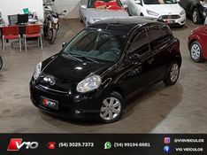 NISSAN MARCH 1.6 SV 16V 2012/2013 V10 VEÍCULOS CAXIAS DO SUL / Carros no Vale