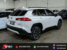 TOYOTA COROLLA 1.8 CROSS XRX 16V HÍBRIDO 2022/2023 V10 VEÍCULOS CAXIAS DO SUL / Carros no Vale